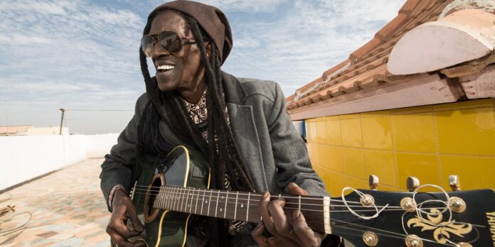 cheikh-lo:-“a-musica-e-a-unica-linguagem-universal”