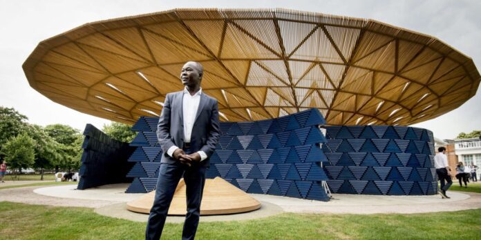 burkina-faso:-diebedo-francis-kere,-premier-africain-couronné-avec-le-pritzker-2022,-le-«prix-nobel»-d-architecture